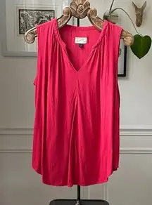 4 Universal Thread Sleeveless Tops Red White Magenta Olive Green L