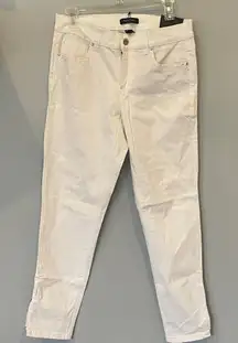 Women's White Jeans White House black market new with tags size 8