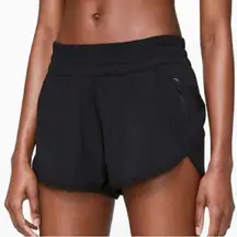 Lululemon Tracker Shorts V 4” inseam running low rise zipper pocket workout