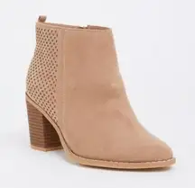 Torrid natural perforated stacked bootie size 9.5