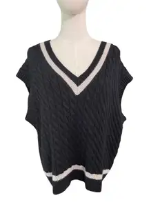 Oak + Fort Black Cable Knit Sweater Vest Women's Size M V-Neck Sleeveless Preppy