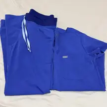 FIGS Scrub Set  Kade Cargo Scrub Pant S- Catarina One-Pocket Top XS Denim Blue