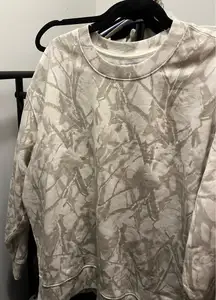 Camo pullover 