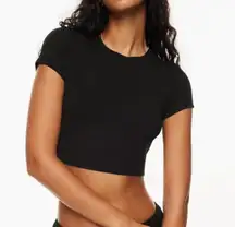 tna chill ortiz cropped t-shirt in black