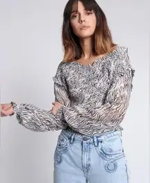 NWT  Zebra Bardot Cross Over Top