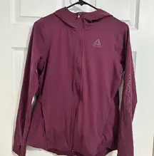 Reebok‎ Woman's purple athletic zip up hoodie size Medium