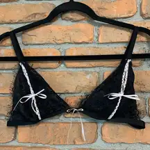 Frederick's of Hollywood Women's Lace Tie Front Open Cup Bralette Black - Size M