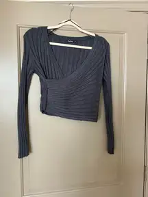 Wrap gray sweater 