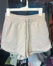 All in Motion Shorts ribbed soft 