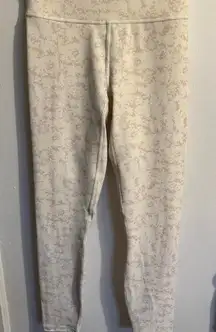 Fabletics PowerHold Leggings Camo Print XS High Waist Athleisure Workout