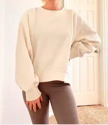 Zara White Cropped Crewne Sweatshirt