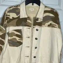 POL Tan Colorblock Camo Print Jean Jacket Large