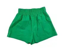 White Fox Boutique  - High Waist Shorts in Green