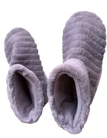 Bootie Slippers Faux Fur adult Unisex,  pair of gray faux fur bootie slipper