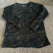 Comfort Club Cuddl Duds Green Zebra Print Fleece Long Sleeve Thumb hole Top L