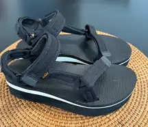 Teva Black platform Adjustable Sandals size 7