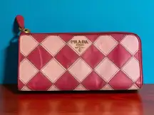 Authentic Prada vintage Y2K Saffiano leather checkered long wallet pink gold