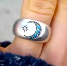 NIB - Star and Moon Rhinestone Ring- Light Blue.