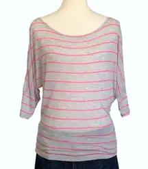 A’Gaci Gray with Pink Stripes Lightweight Batwing Top •Size Medium 