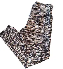 Move Theology Printed Leggings with Scoop Pockets Women's Sz Large NWOT
