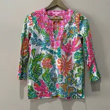 Lilly Pulitzer  Amelia Island Tunic Top in Casa Marina Cotton in size XXS