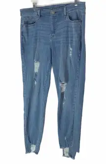 Distressed Skinny Jean