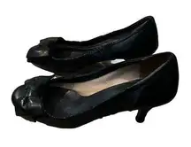 Prada  Black Leather Bow Front Ruched Side Detail Classic Closet Staple 7 Pumps.