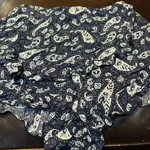 ☮️ shorts. Paisley. Blue/White. 16”(Length) by 14”(Waist).