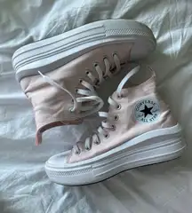 Converse Light Pink Platform