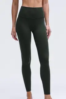 Align™ High-Rise Pant 28"