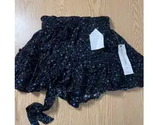 B8 New Women’s Vanilla Star Lightweight Floral Shorts Navy Blue Size Xs