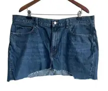 Uniqlo Women Jean Mini Skirt 36 Blue Mid Rise Raw Hem Casual Cowgirl Y2K Denim