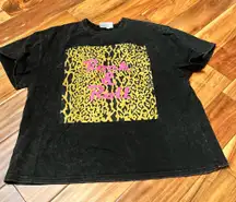 Women’s boutique oversized cheetah print rock n roll t-shirt. Size small
