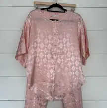 Vintage Cinema Etiole Women’s Small Silky Pink 2 Piece Pajama set