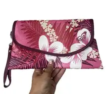 Vintage Y2K Hawaiian Tropical Floral Print Plastic Lining Wristlet Clutch