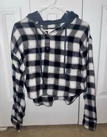 American Eagle Cropped Distressed Flannel Hooded Size Small