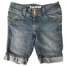 True Freedom Jean Shorts Size‎ 3 Junior
