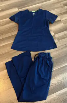 Healing Hands Scrubs Set