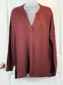 NWT Lou & Grey Signature Soft V Neck Lounge Wear Top Bohemian Rouge Small S