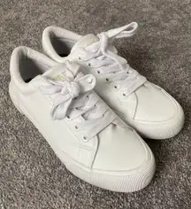 White Sneakers, Size 9