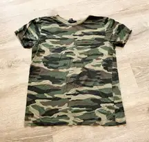 Forever 21 Camo Cotton T-shirt Size S