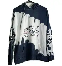 Womens 2X moody, cow, print graphic hoodie with kangaroo pocket