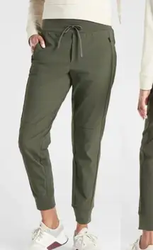 Athleta Headland Hybrid Trek Jogger Women's Olive Green Athleisure