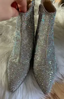 Betsey Johnson Kyla sparkly boots with little stones crystals size 6 1/2 small h