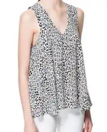 Zara  Black/White Jacquard  Leopard Cheetah Print sleeveless V Neck Size S