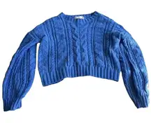 Junior cropped Super Soft Sweater Pre-Owned Blue. Brand is Pink Rose Size Medium