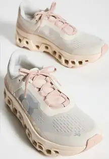 NWOB On Cloud Running Cloudmonster Sneakers in Moon / Fawn