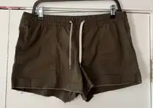 Vuori Vintage Ripstop Organic Dark Green Shorts Size Medium‎ EUC