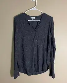 Allison Joy Gray Henley Long sleeve M