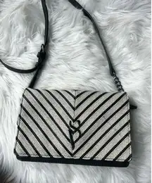 COPY - Simply Vera Vera Wang Black White Crossbody Purse
